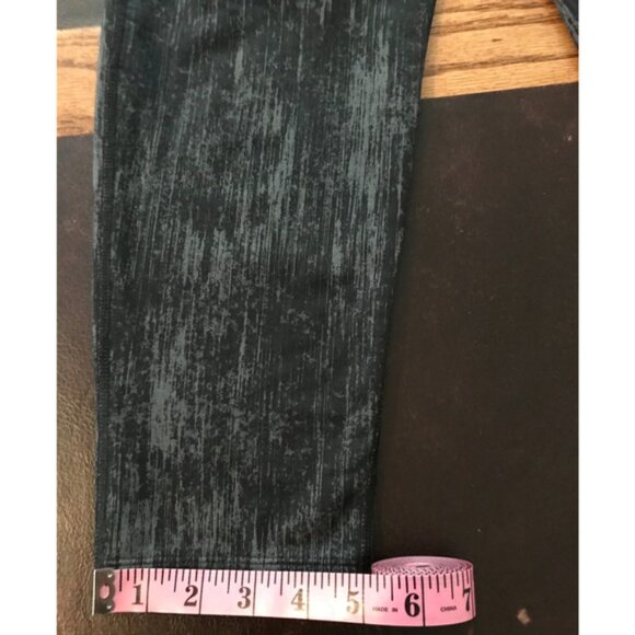 Smartwool Women's Black/Gray Pattern Print Capris PhD - Size Small - Picture 9 of 11
